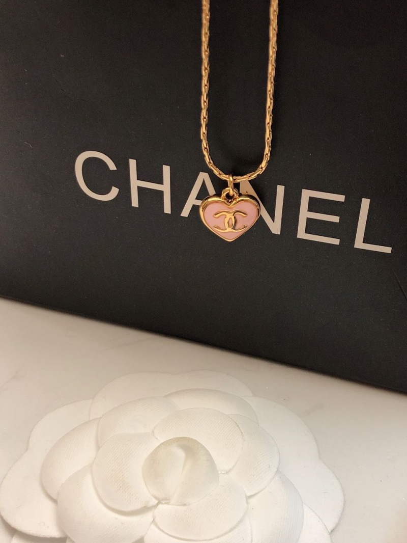 Ch**el necklaces